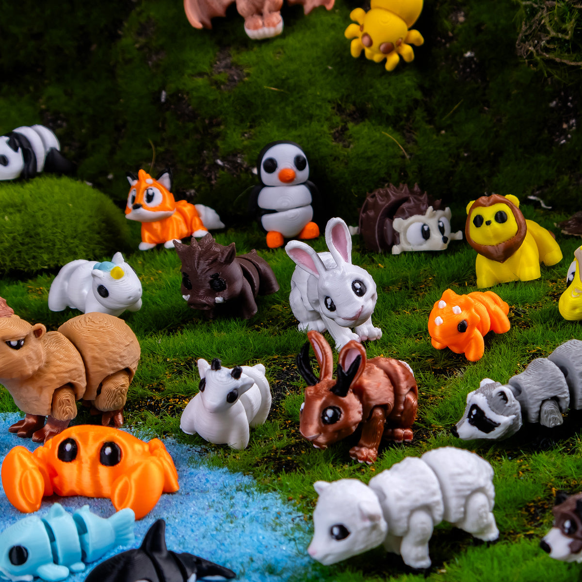 60 Pcs Mini 3D Printed Animals Figurines Set，3D Printed Animals for Office Desk Decor, Party Favors Gift Flexible Articulated Fidget Brand: Cuteseven