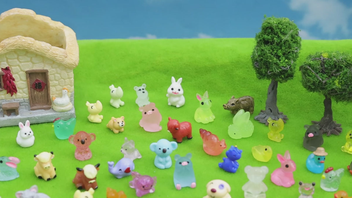 300Pcs Mini Resin Animals Bulk 300 Styles Variety Tiny Animals Figure to Hide Luminous Glow in The Dark for Miniature Fairy Garden Decoration Hide Crafts Decor